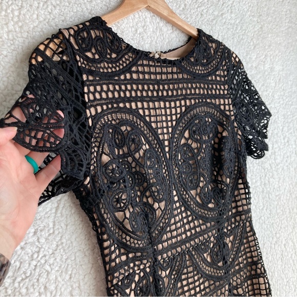 J.O.A. Los Angeles Women's black crochet lace overlay short sleeve dress, Sz S - Picture 5 of 17